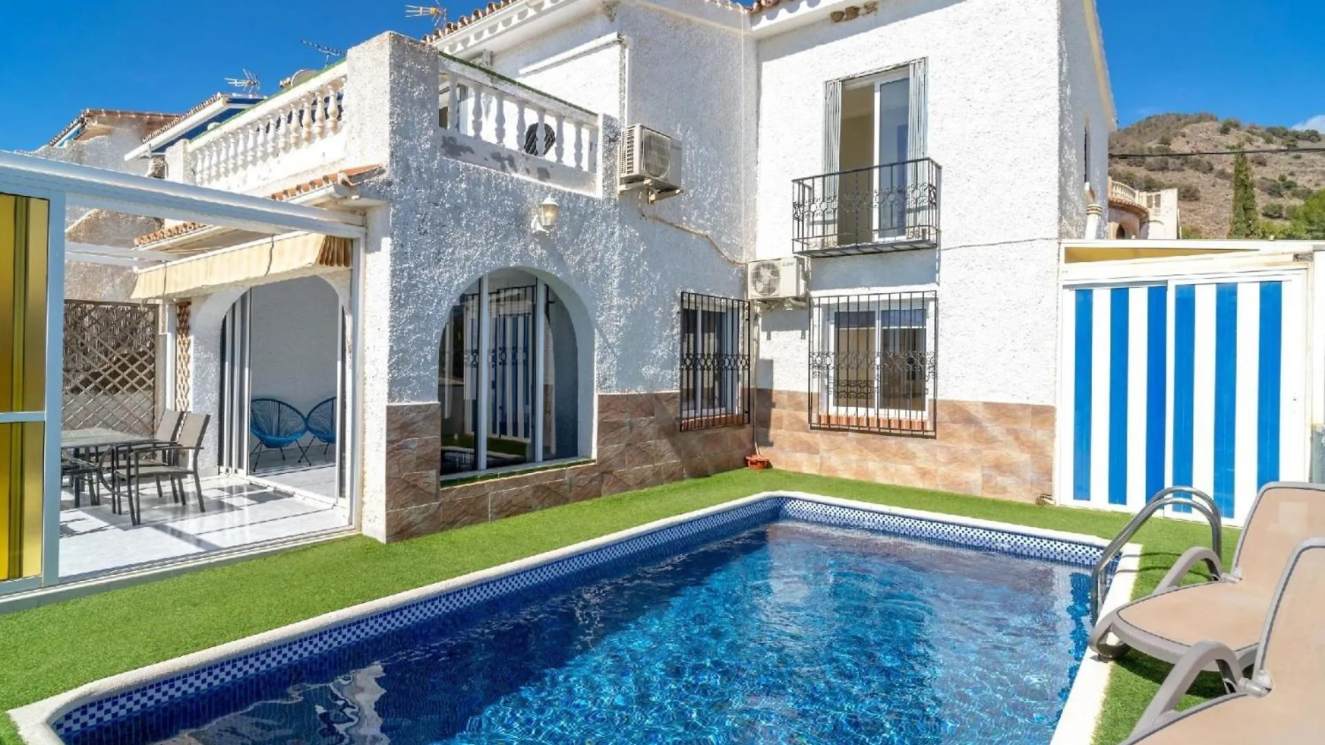 Ferienhaus Mit Privatpool Fuer 5 Personen Ca 100 Qm In Nerja, Andalusien Costa Del Sol 0*, Nerja